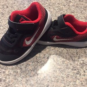 Toddler Boy size 8 Nike